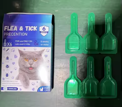 Ultimate Flea & Tick Spot-On solution for Cats (8+ Weeks, Over 1.5 lbs) WITH FREE 11 IN 1 MADRE CACAO SOAP